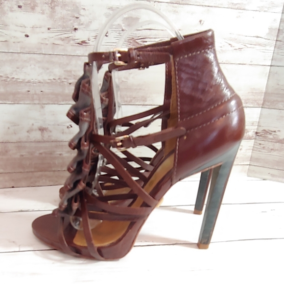 LAMB Brown leather strappy ruffle heels - Picture 6 of 11